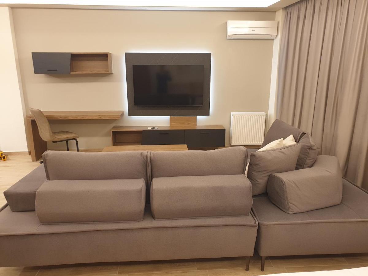 Olive Deluxe Karditsa